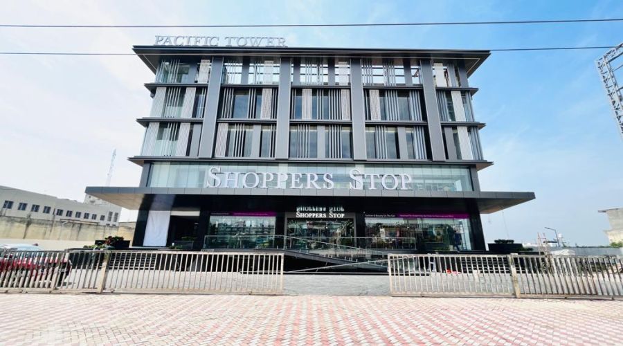 Van heusen bags shoppers stop hot sale